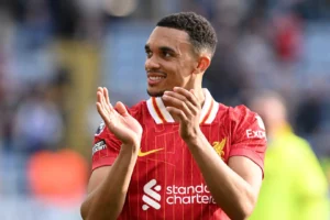 Trent Alexander Arnold লিভারপুলের একজন আইকনের বিদায়